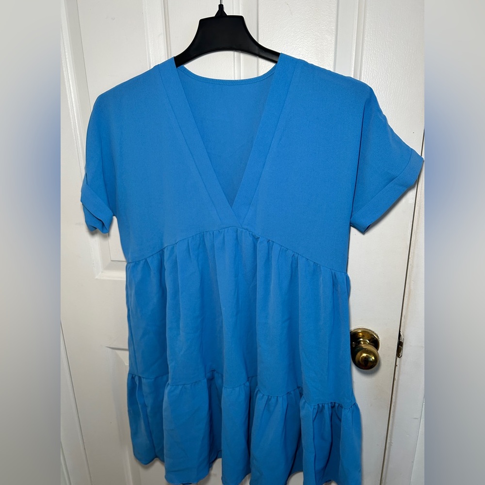 Vibrant Blue V-Neck Midi Dress